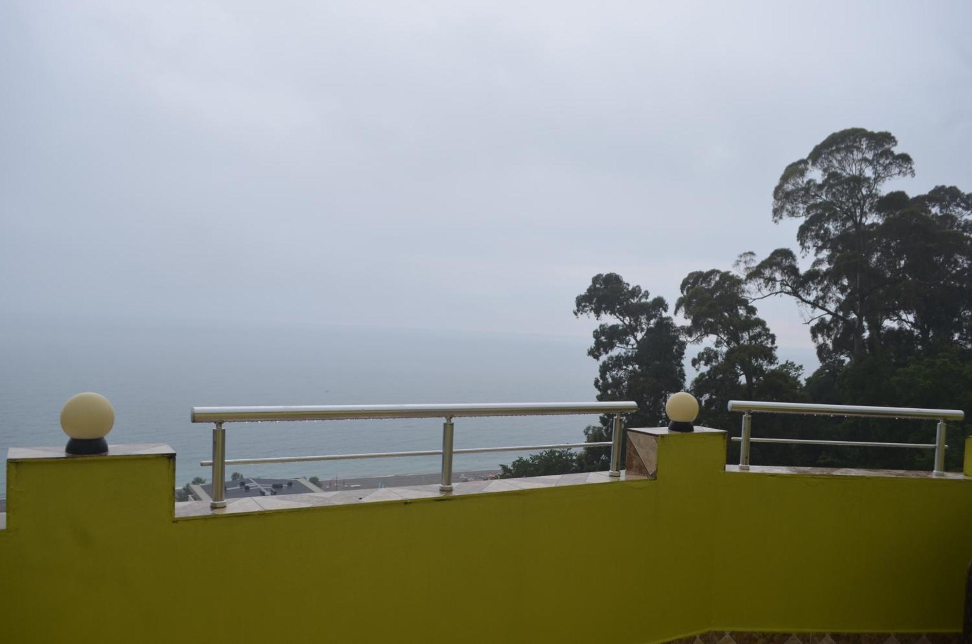Akhmed Guest House Kvariati Exterior photo