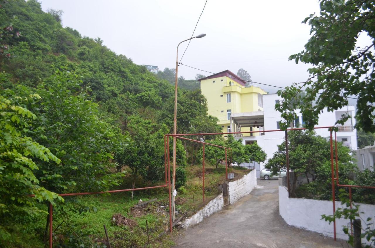Akhmed Guest House Kvariati Exterior photo