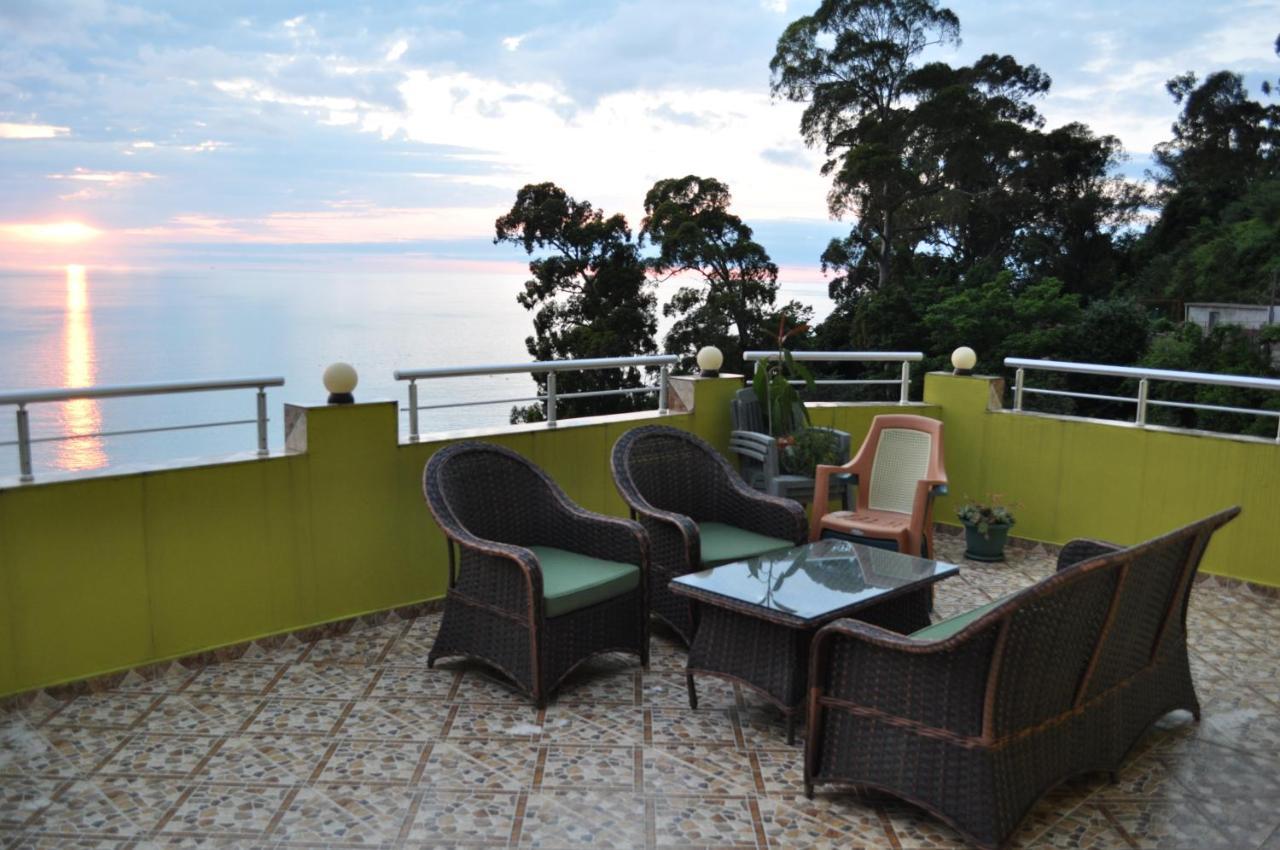 Akhmed Guest House Kvariati Exterior photo